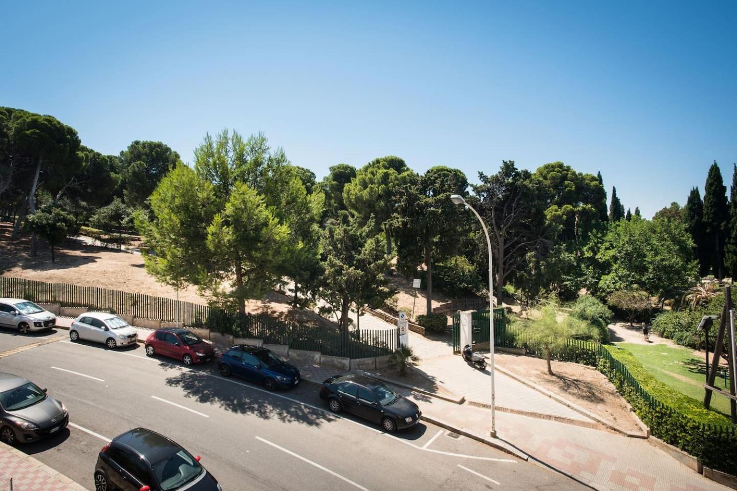 Апартаменты Cagliari On The Park .Mare E Storia! Экстерьер фото